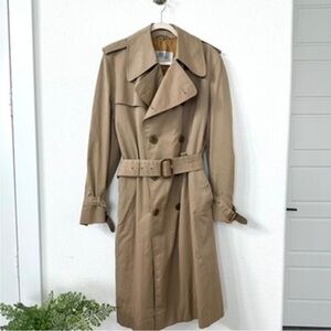 Aquascutum London Vintage Trench Coat – 1960s British Tan / Double Breasted